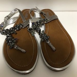 ✨Embellished Sandals✨